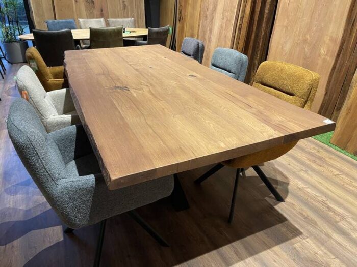 Esstische-Tischplatten-Tischbeine-Eiche-Kastanie-Metall-Neptun-Conan-Zeus-Kairo-Maja-Lagos-Ramses-Iroko-Venus-Casaambiente-Bochum