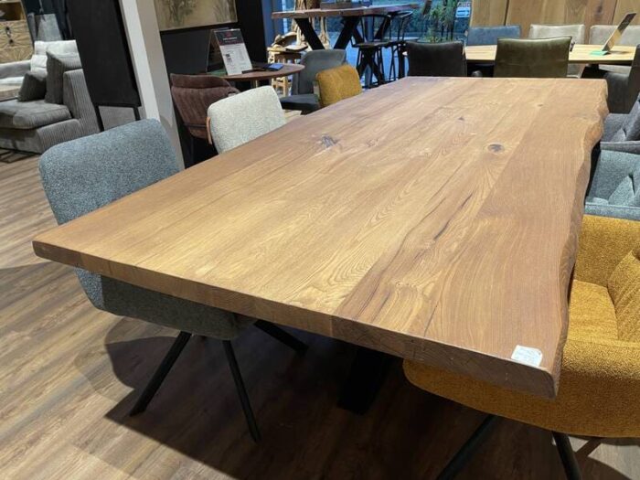 Esstische-Tischplatten-Tischbeine-Eiche-Kastanie-Metall-Neptun-Conan-Zeus-Kairo-Maja-Lagos-Ramses-Iroko-Venus-Casaambiente-Bochum