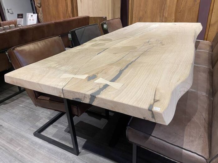 Esstische-Tischplatten-Tischbeine-Eiche-Kastanie-Metall-Neptun-Conan-Zeus-Kairo-Maja-Lagos-Ramses-Iroko-Venus-Casaambiente-Bochum