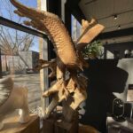 EinzelstueckSkulpturSteinUnikatHolzMetallWurzelGlasAdlerMoebelSofasWohnbereichCasaambienteBochum