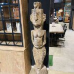 Einzelstueck-Skulptur-Stein-Unikat-Holz-Metall-Wurzel-Glas-Azteke-Moebel-Sofas-Wohnbereich-Casaambiente-Bochum
