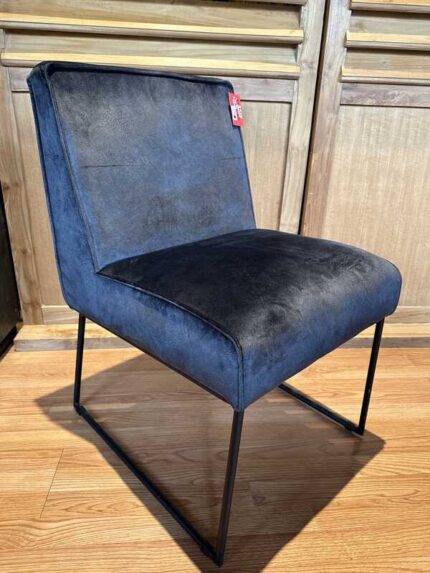 Armlehner-Barhocker-Holz-Stuhl-Sale-38-Sitzmoebel-casaambiente-bochum