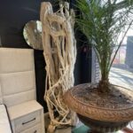 Einzelstueck-Skulptur-Stein-Unikat-Holz-Metall-Wurzel-Glas-Wurzel-Moebel-Sofas-Wohnbereich-Casaambiente-Bochum