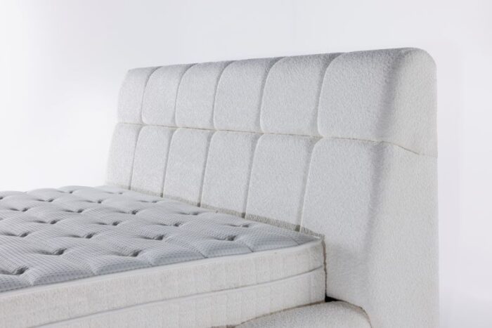 Betten-Boxspring-Bettkasten-Stoff-LEDBeleuchtung-Casaambiente-Bochum